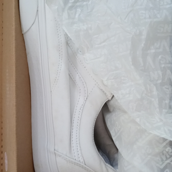 Vans white sneakers for men's size 11 - Picture 11 of 11